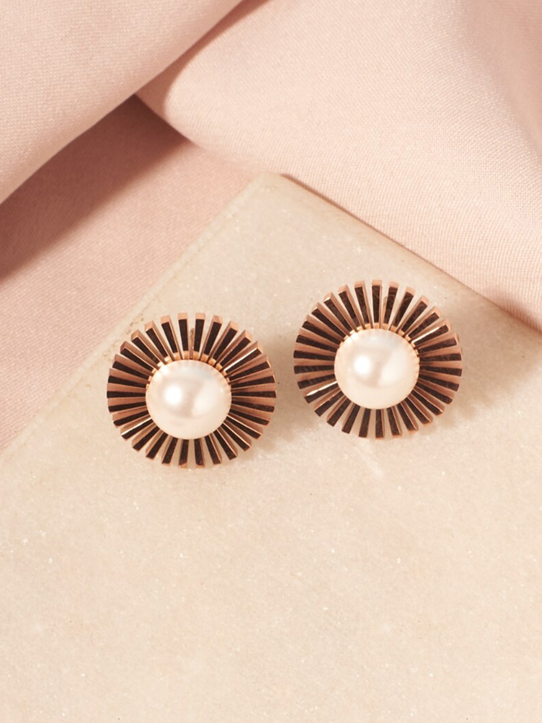 

SALTY Women Contemporary Hoop Earrings, Rose gold