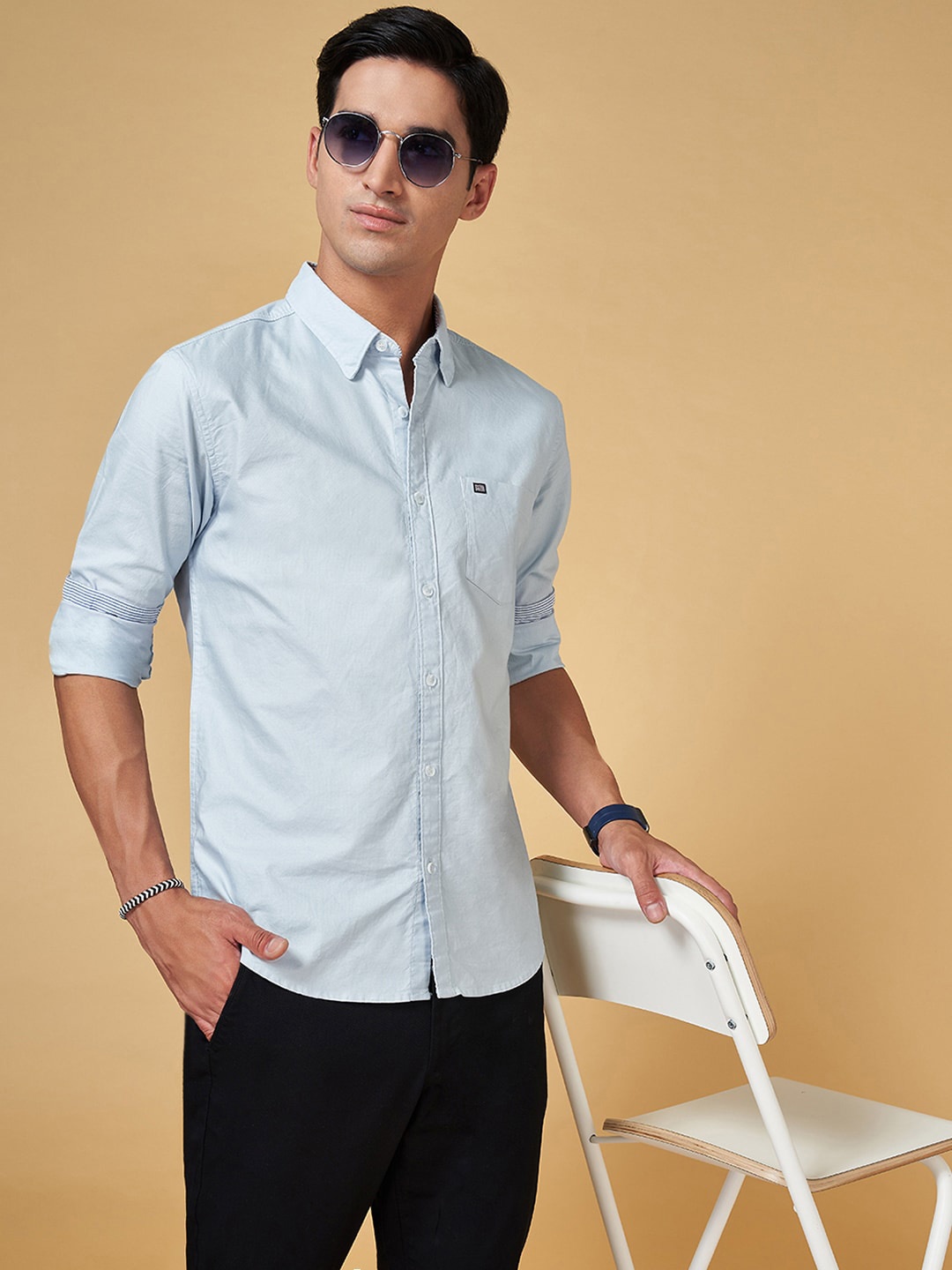 

BYFORD by Pantaloons Men Slim Fit Opaque Casual Cotton Blue Shirt