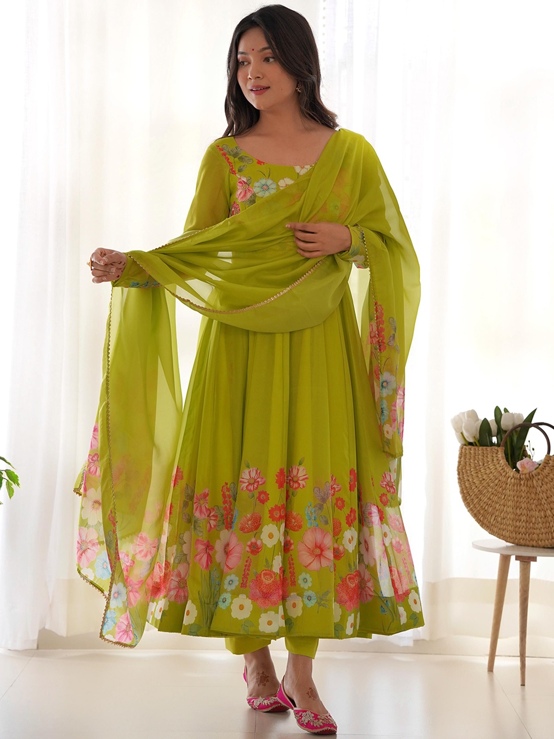 

Fusionic Women Floral Printed Regular Kurta with Trousers & Dupatta, Green