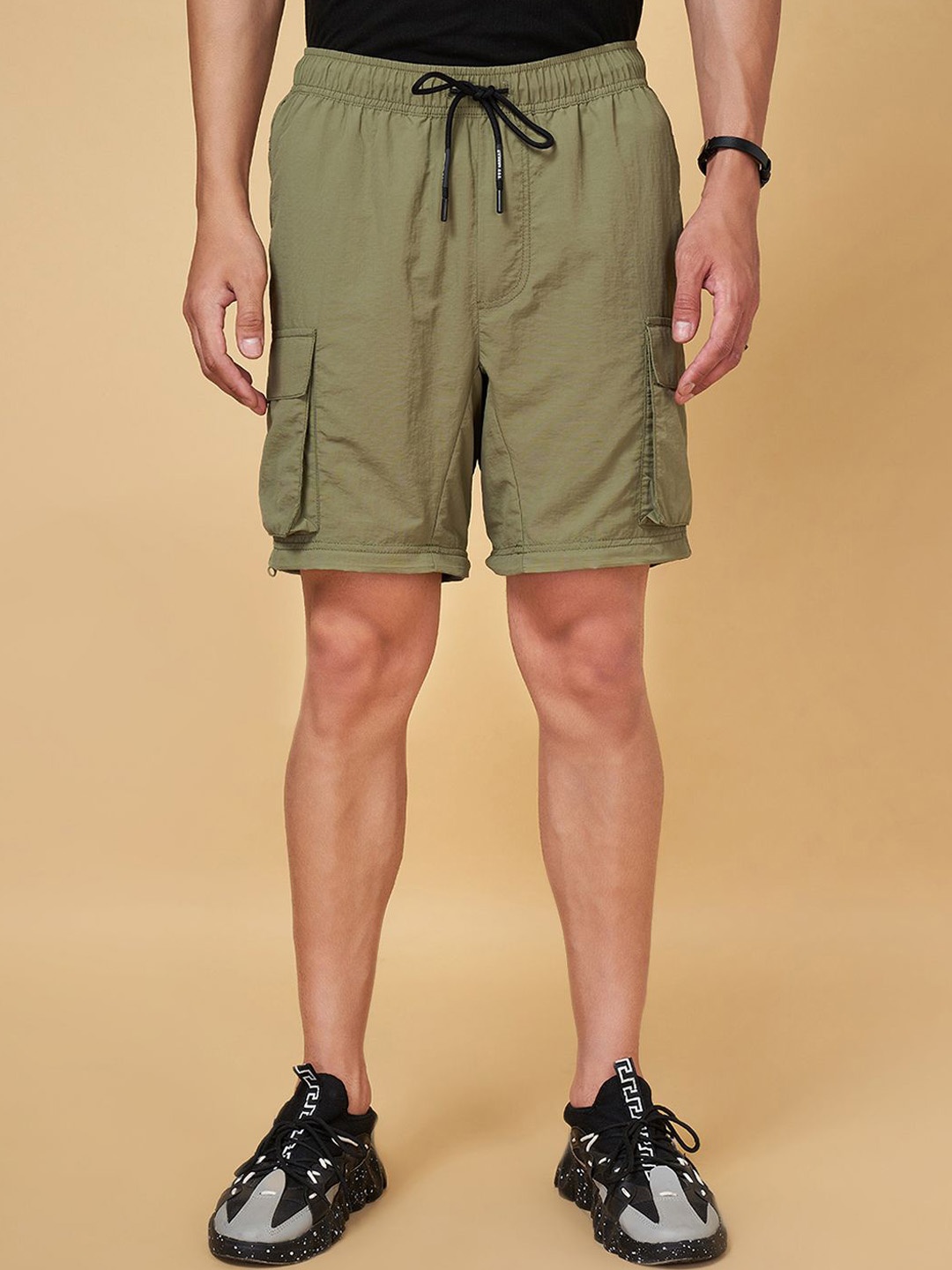 

Street 808 by Pantaloons Men Side Pockets Track Pants, Green