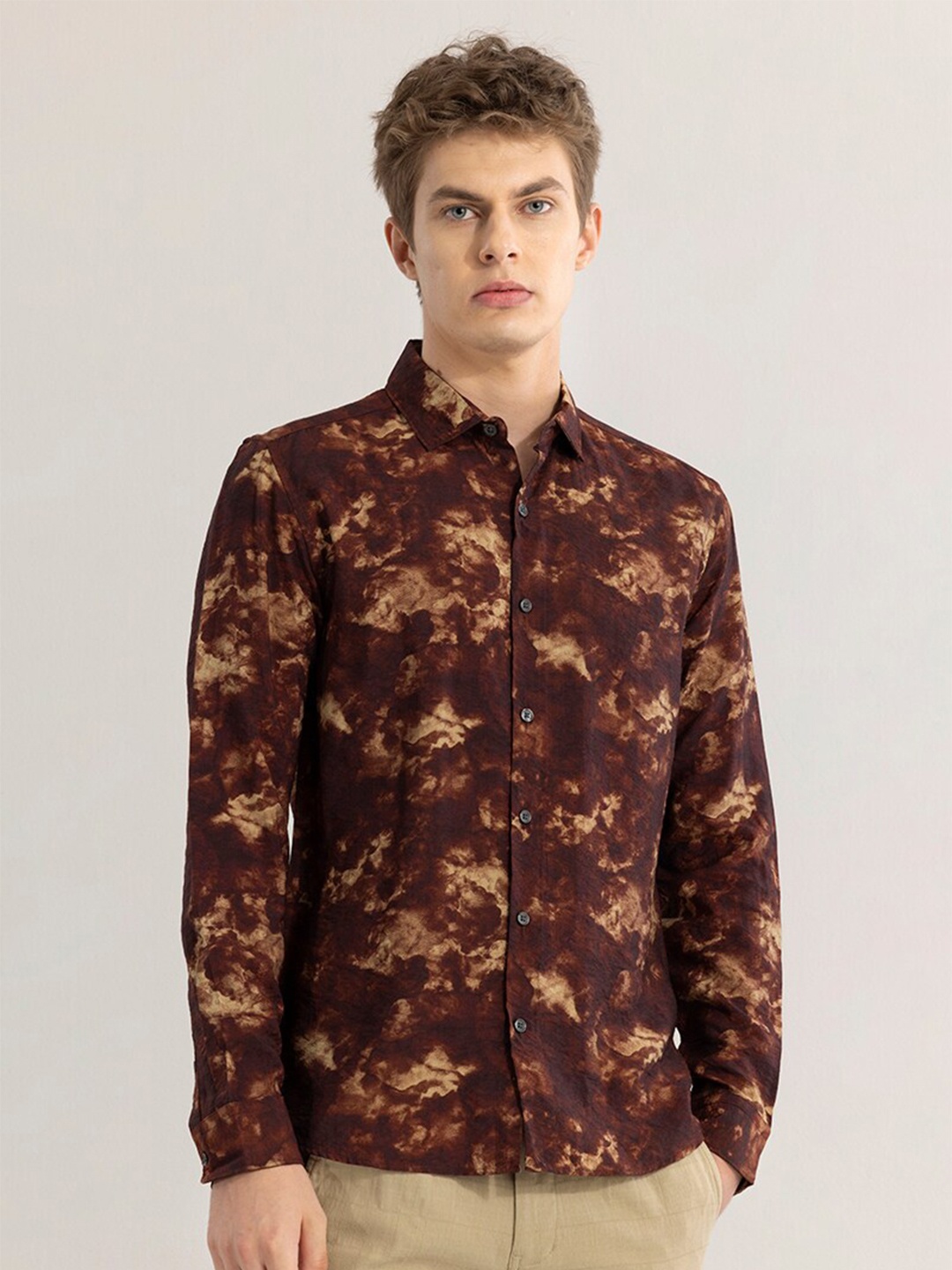 

Snitch Men Straight Skinny Fit Opaque Printed Casual Shirt, Bronze