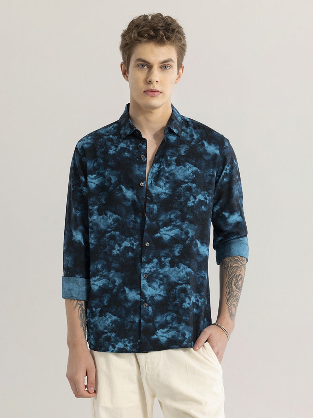 

Snitch Men Printed Straight Skinny Fit Opaque Casual Shirt, Navy blue