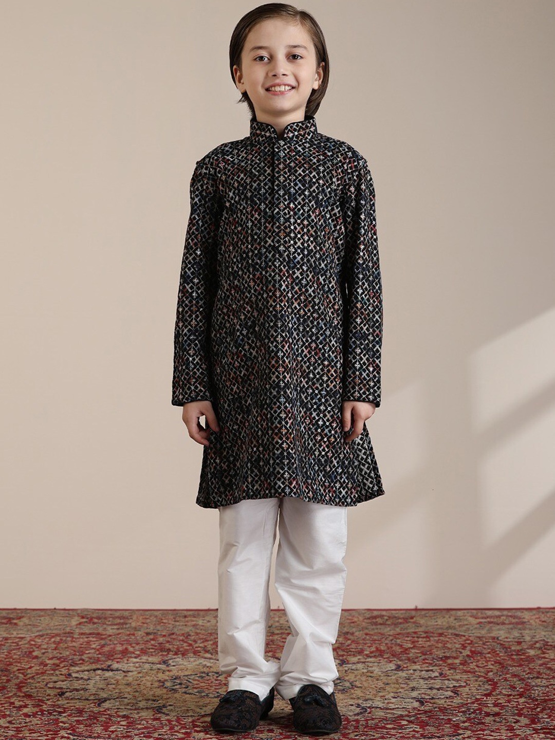 

Manyavar Boys Embroidered Regular Chikankari Straight Kurta With Pyjamas, Black