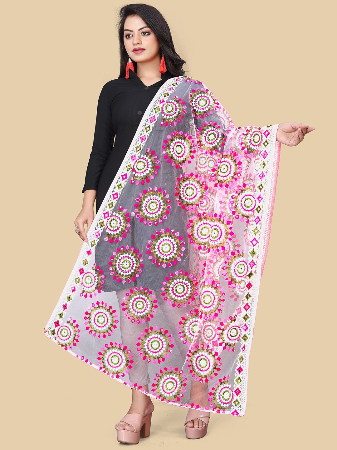 

DHARMEE Women Embroidered Dupatta, Pink