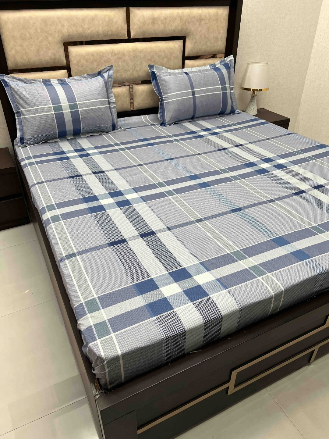 

Pure Decor Cotton Queen Size Double Bedsheet With 2 Pillow Covers 2.28m X 2.54m, Blue