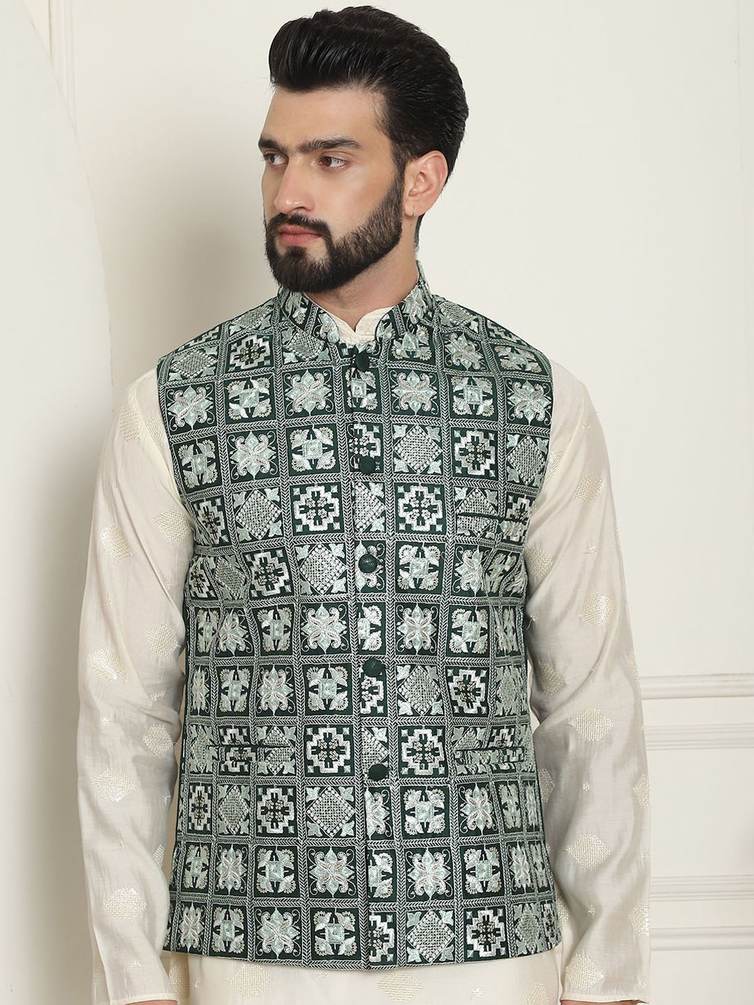 

SOJANYA Premium Embroidered Nehru Jacket, Green