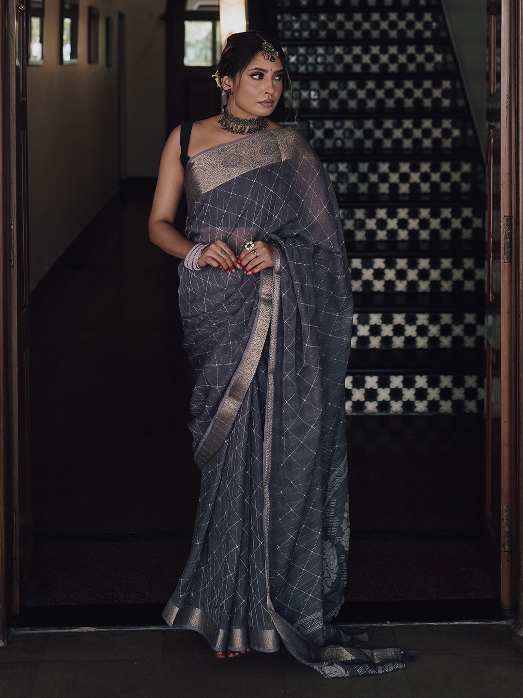 

Libas Zari Geometric printed saree, Lavender