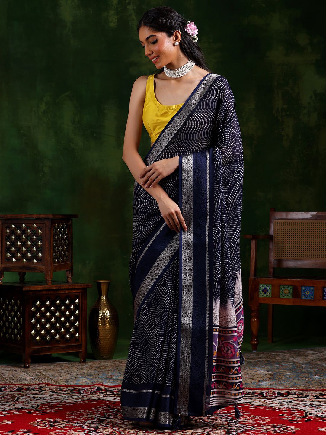 Libas Geometric Printed Saree Zari Saree, Blue