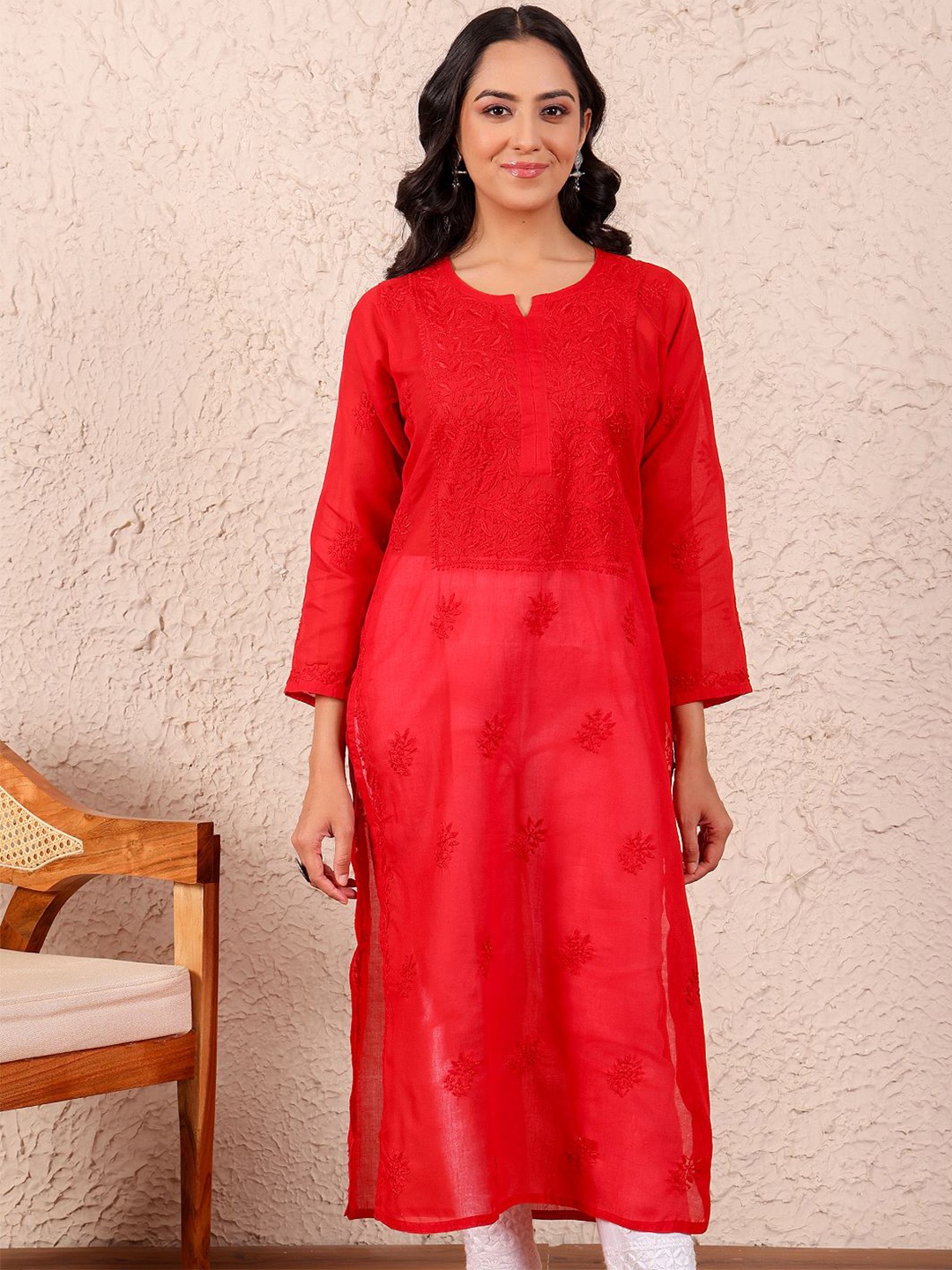 

Chowkhat Embroidered Straight Kurta, Red