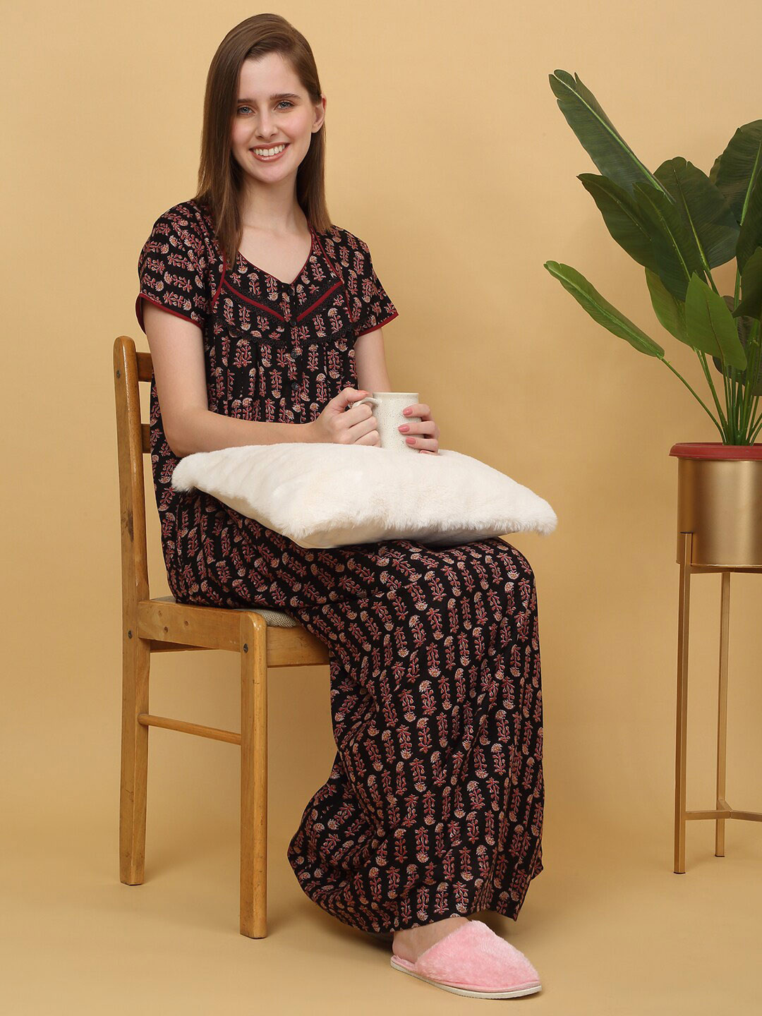 

Sweet Dreams Printed Maxi Nightdress, Black