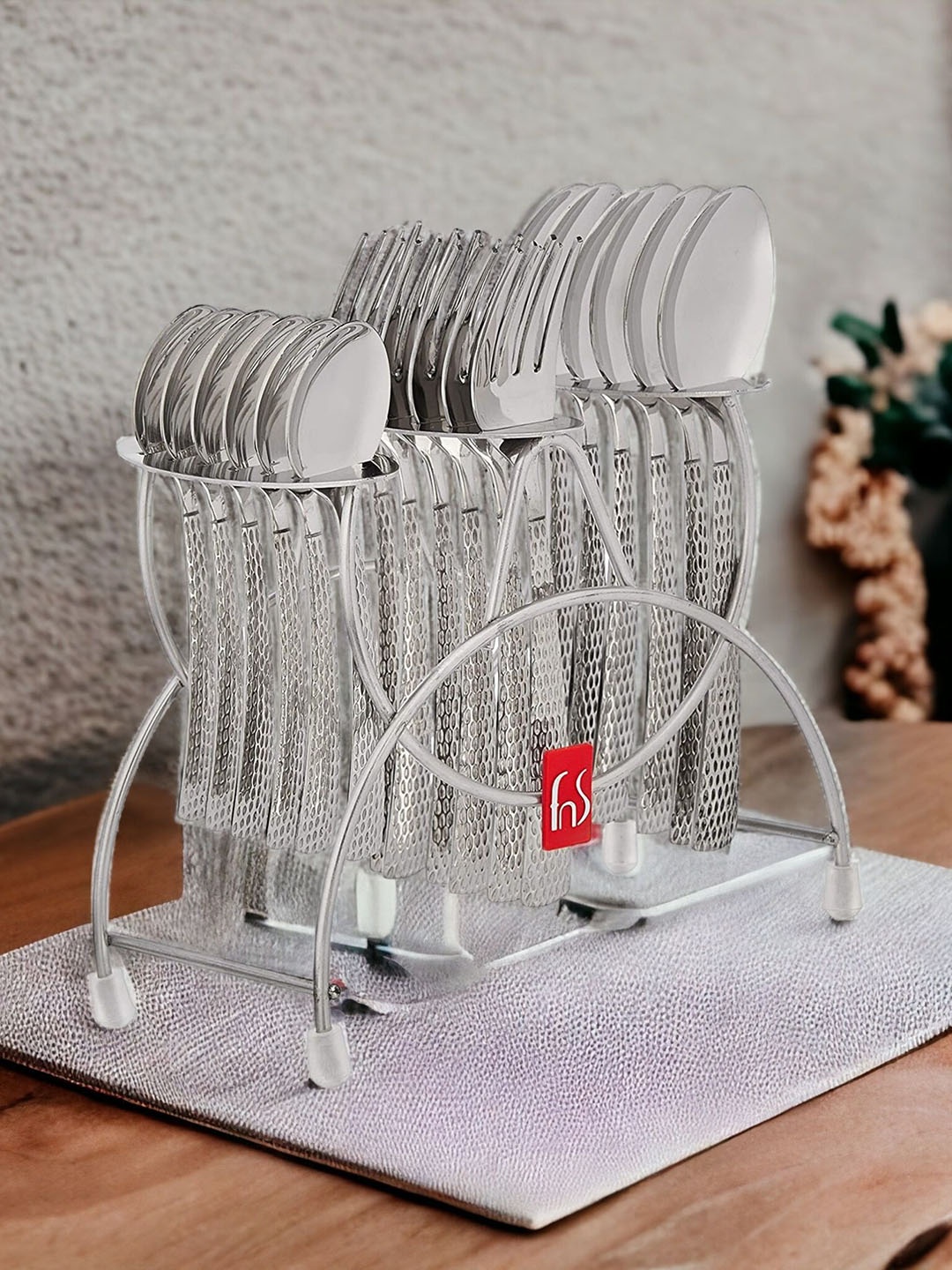 

FNS Pack Of 18 Stainless Steel Cutlery Set, Silver