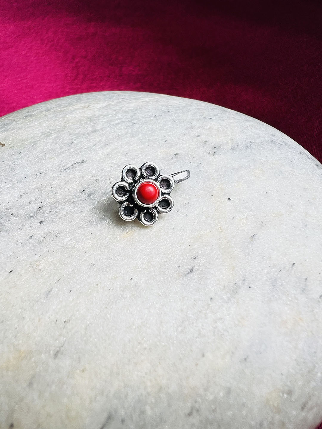

Arte Jewels 92.5 Sterling Silver Stone-Studded Clip-On Septum Nosepin