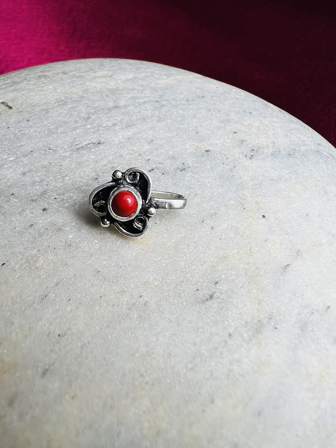 

Arte Jewels Stone Studded Septum Nosepin, Silver