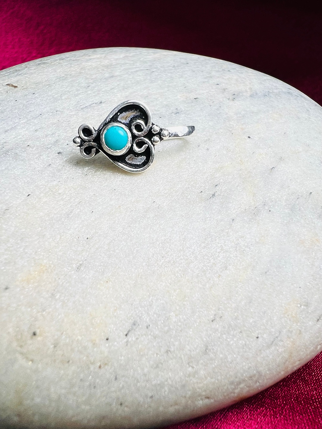 

Arte Jewels 92.5 Sterling Silver Stone-Studded Clip-On Septum Nosepin