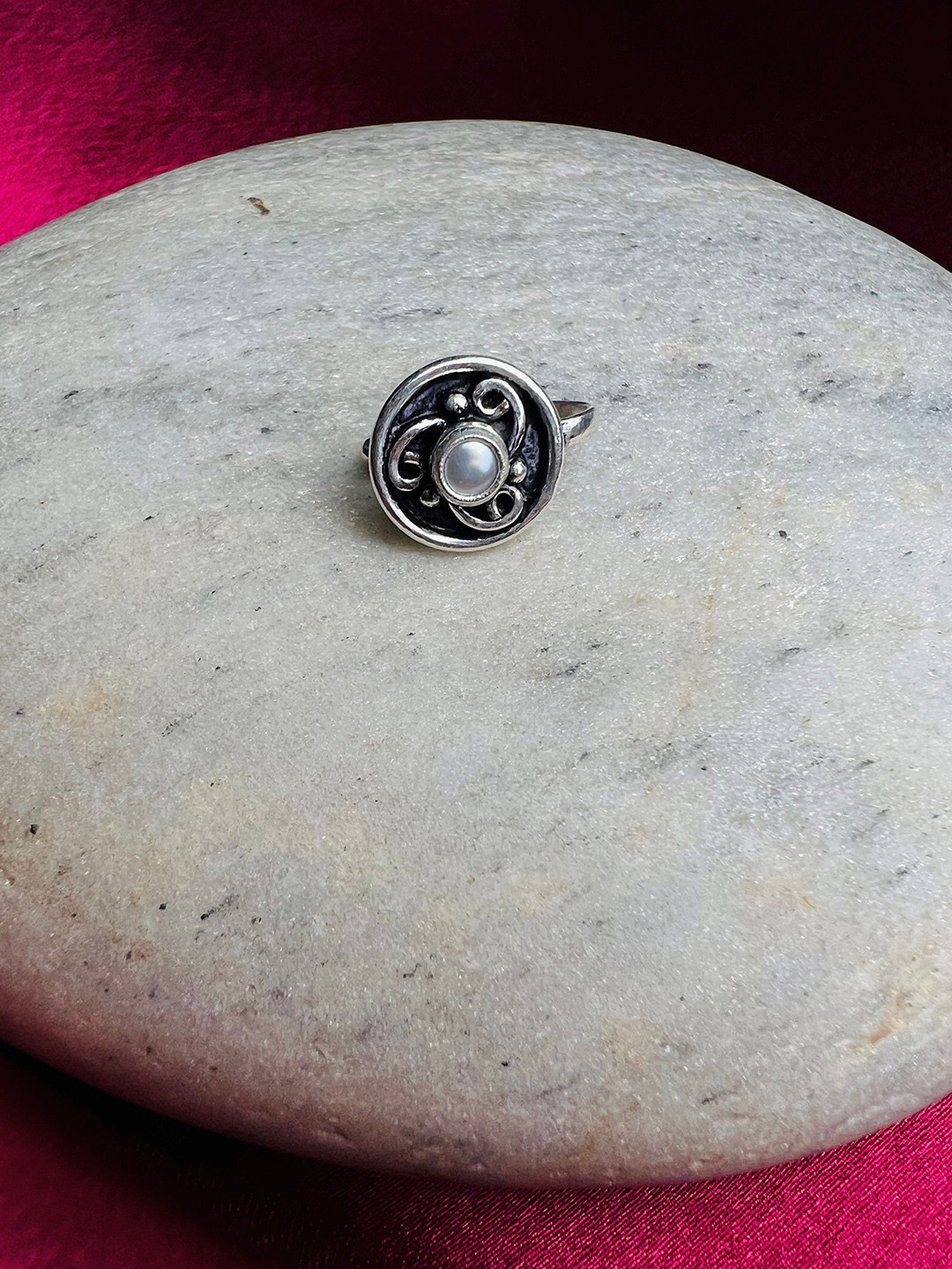 

Arte Jewels Perl Beaded Septum Nosepin, Silver