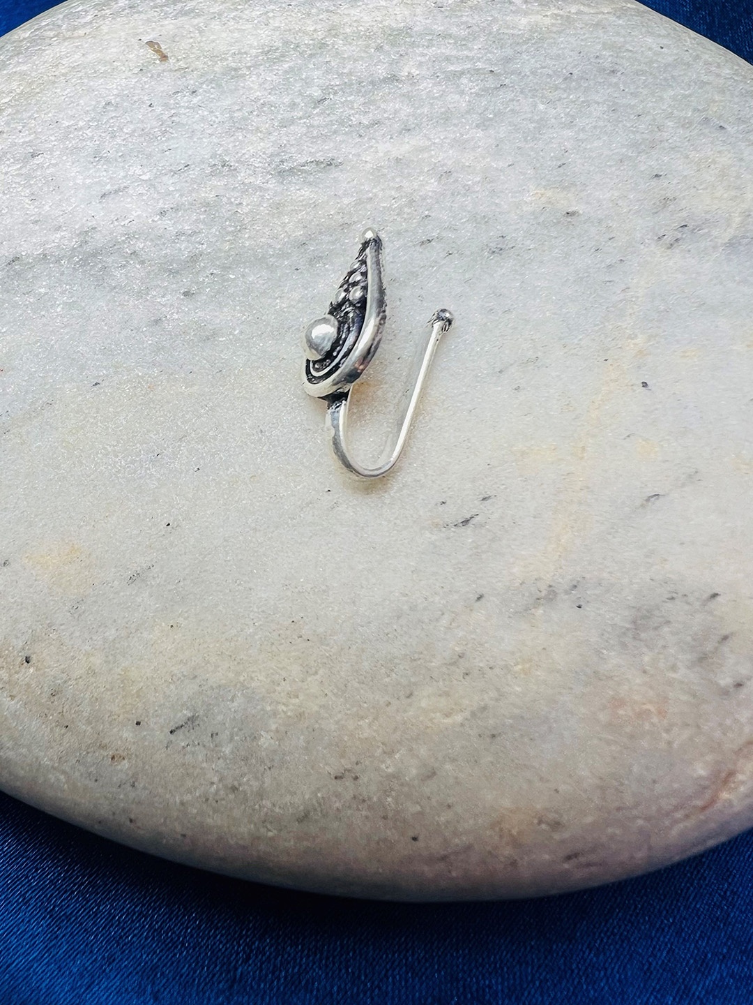 

Arte Jewels 92.5 Sterling Silver Textured Nosepin