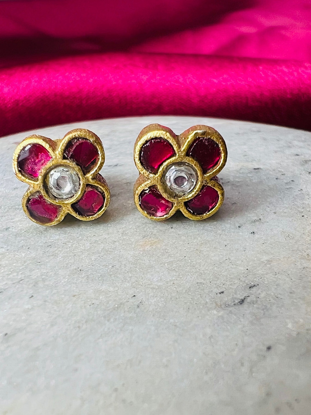 

Arte Jewels Women Artificial Stones Gold-Plated Earrings