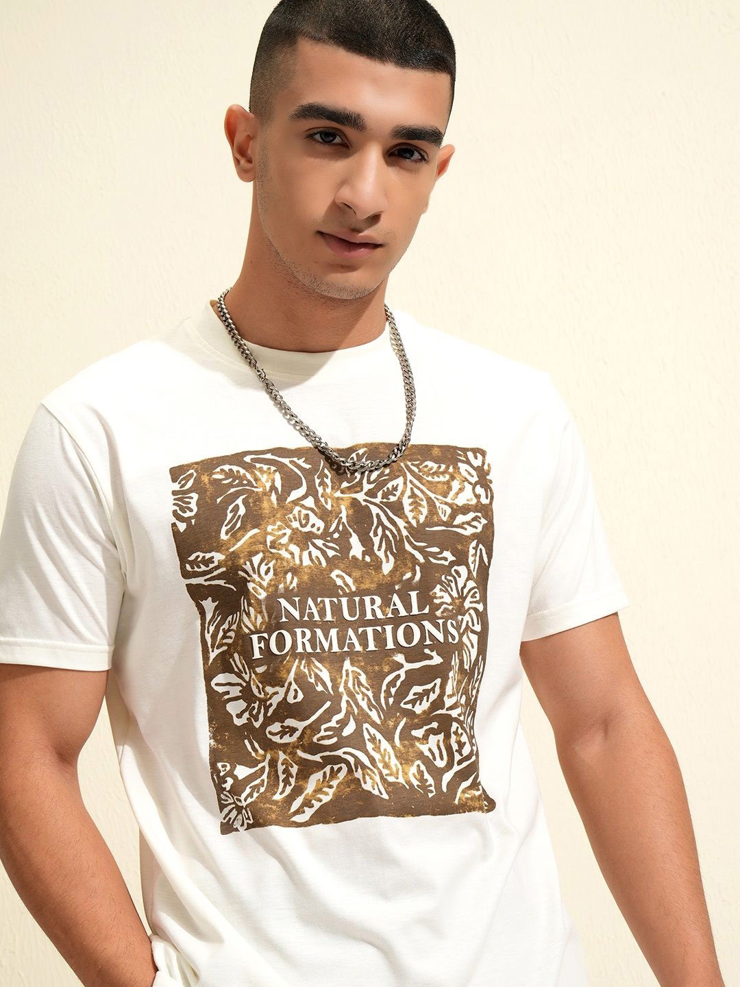 HIGHLANDER Men Typography Printed Round Neck T-shirt, Off white
