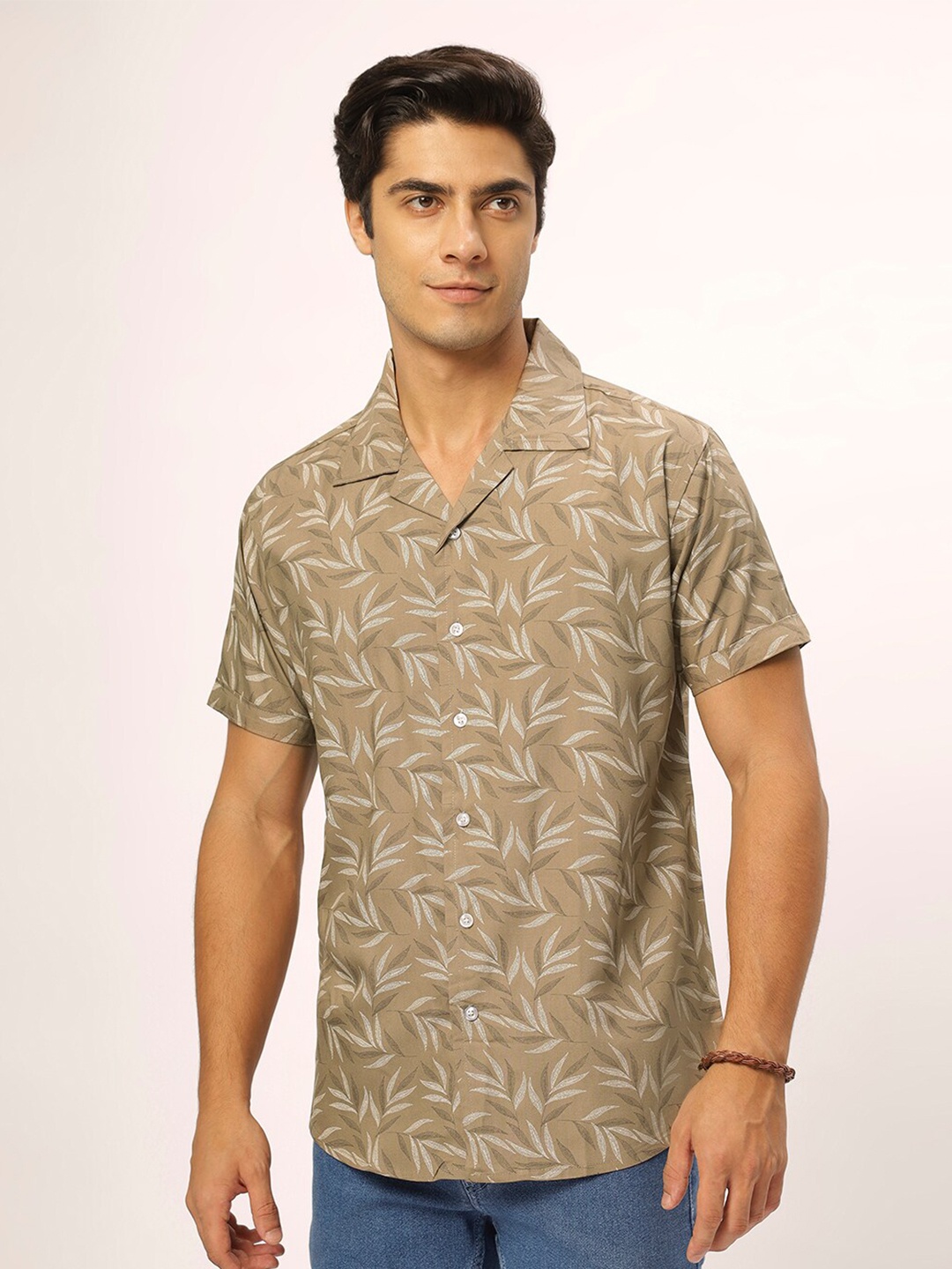

N AND J Men Cuban Collar Relaxed Opaque Abstract Printed Casual Shirt, Khaki