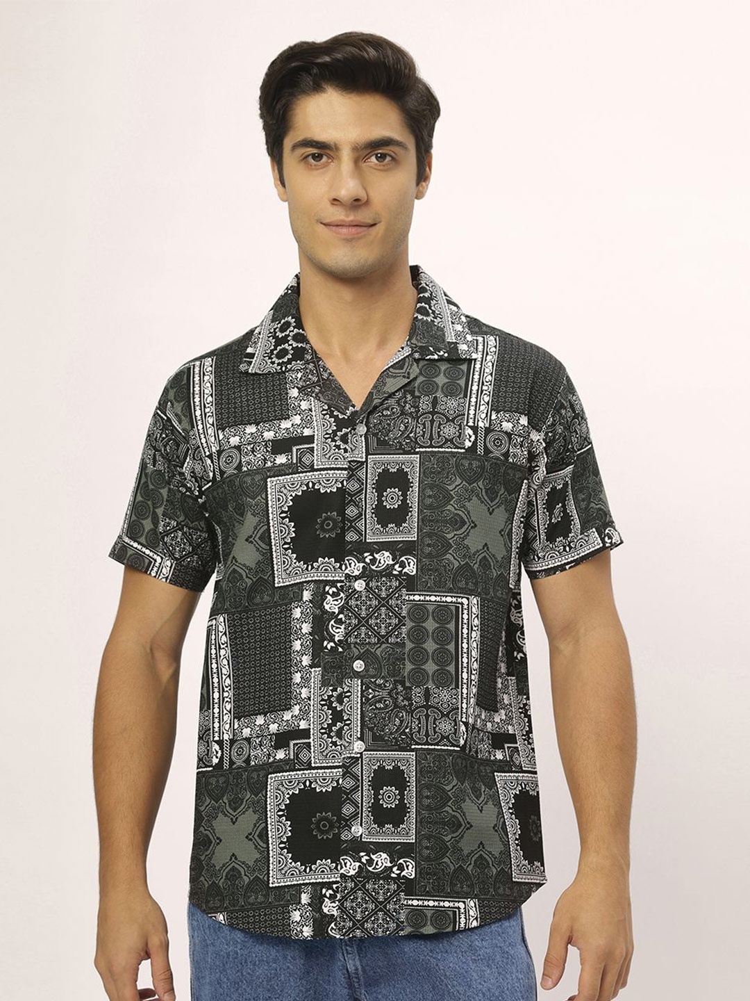 

N AND J Men Relaxed Opaque Printed Casual Shirt, Green