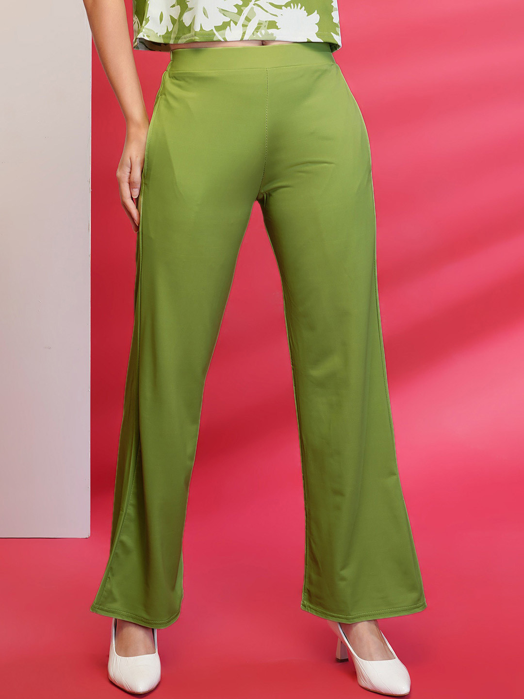 

DressBerry Classic High-Rise Regular Elasticated Trousers, Olive