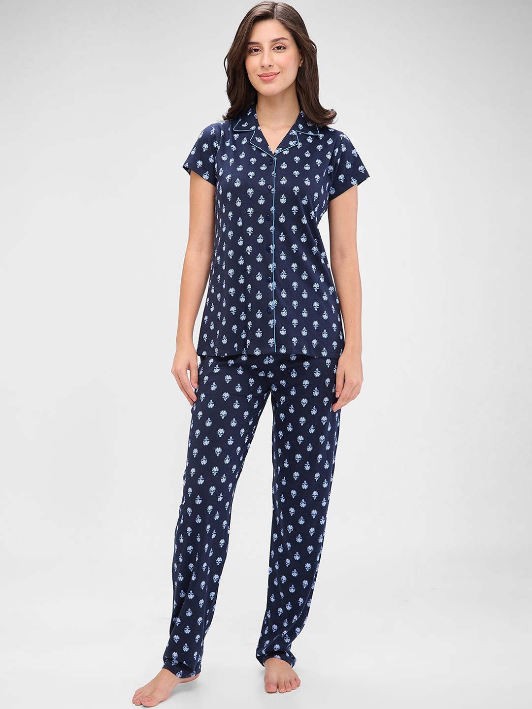 

Juliet Women Printed Night suit, Navy blue