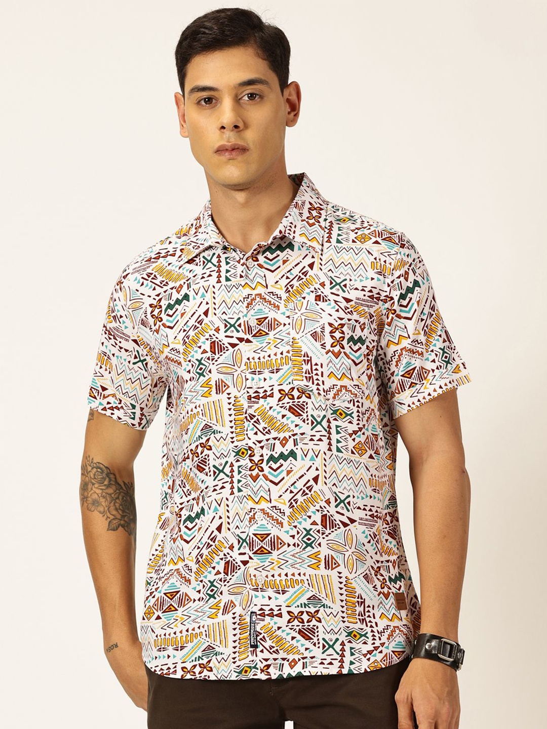 

Provogue Men Classic Slim Fit Geometric Opaque Printed Casual Shirt, Multi