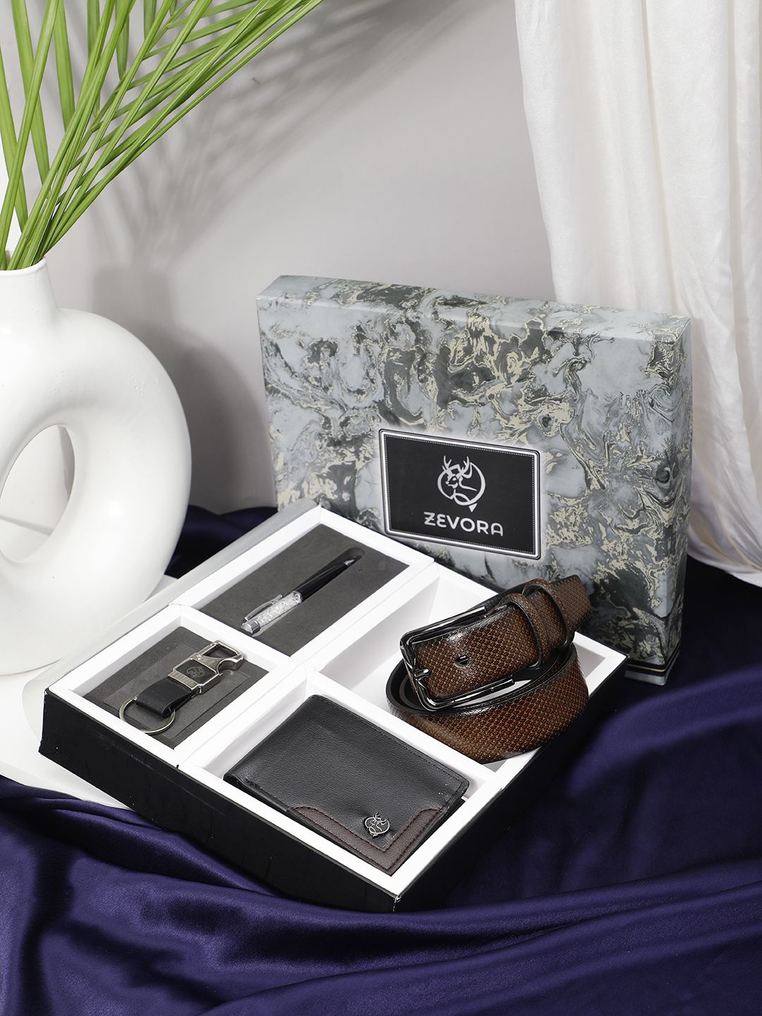 

ZEVORA Men Accessory Gift Set of, Brown
