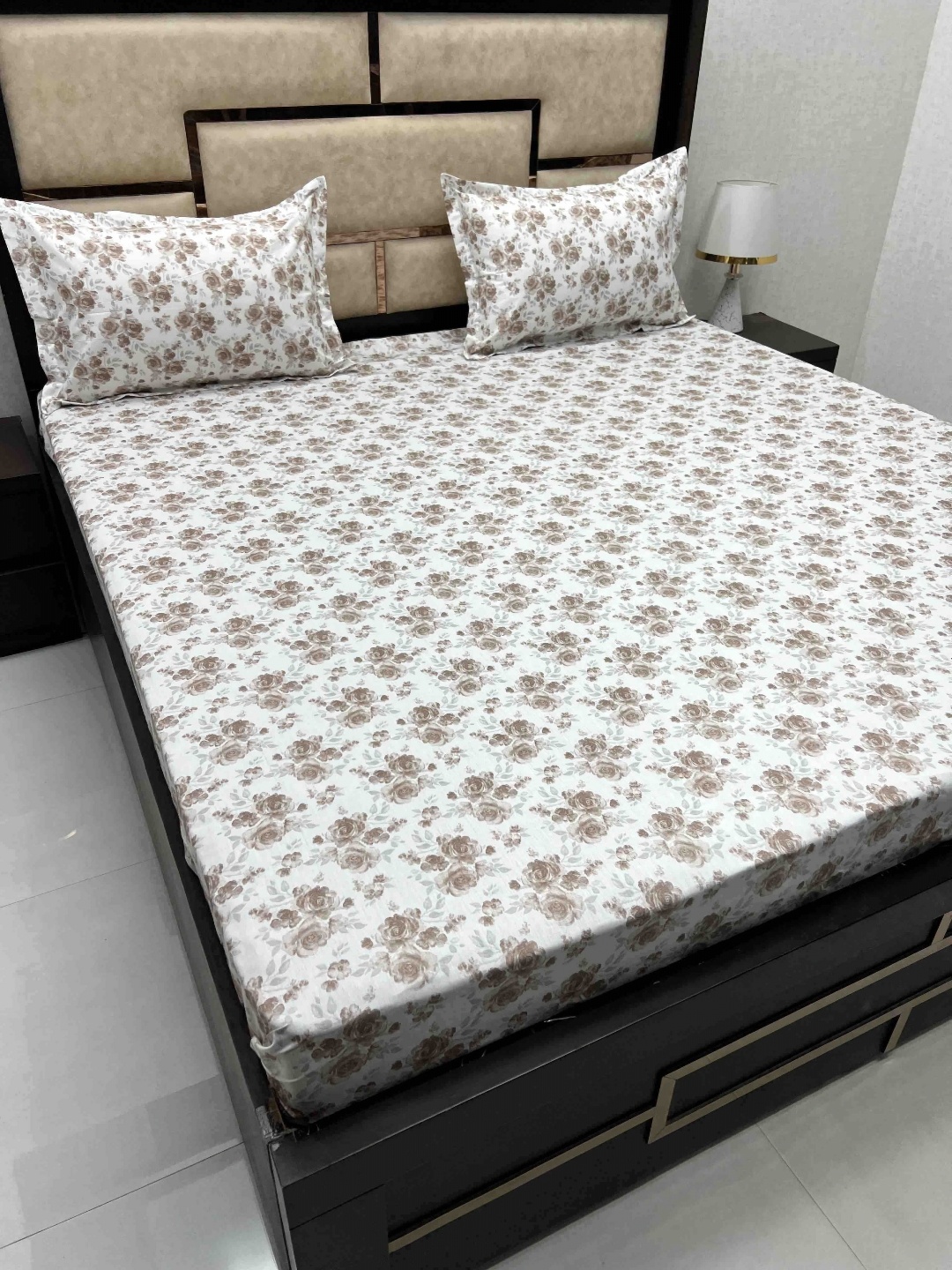 

Pure Decor White & Brown Floral Cotton 380 TC King Bedsheet with 2 Pillow Covers