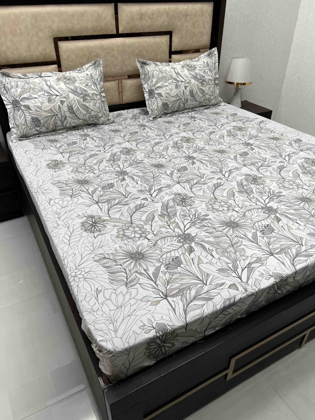 

Pure Decor Grey Floral Pure Cotton King 380 TC Bedsheet with 2 Pillow Covers