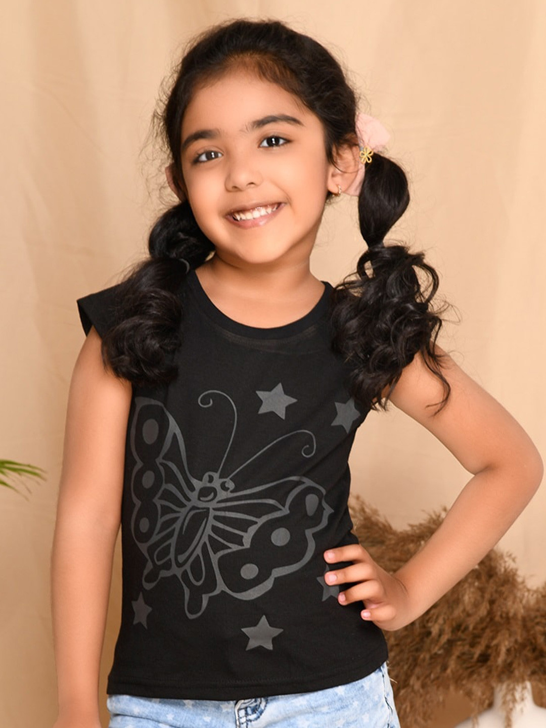 

Kids Cave Girls Typography Printed Extended Sleeves Raw Edge Slim Fit T-shirt, Black