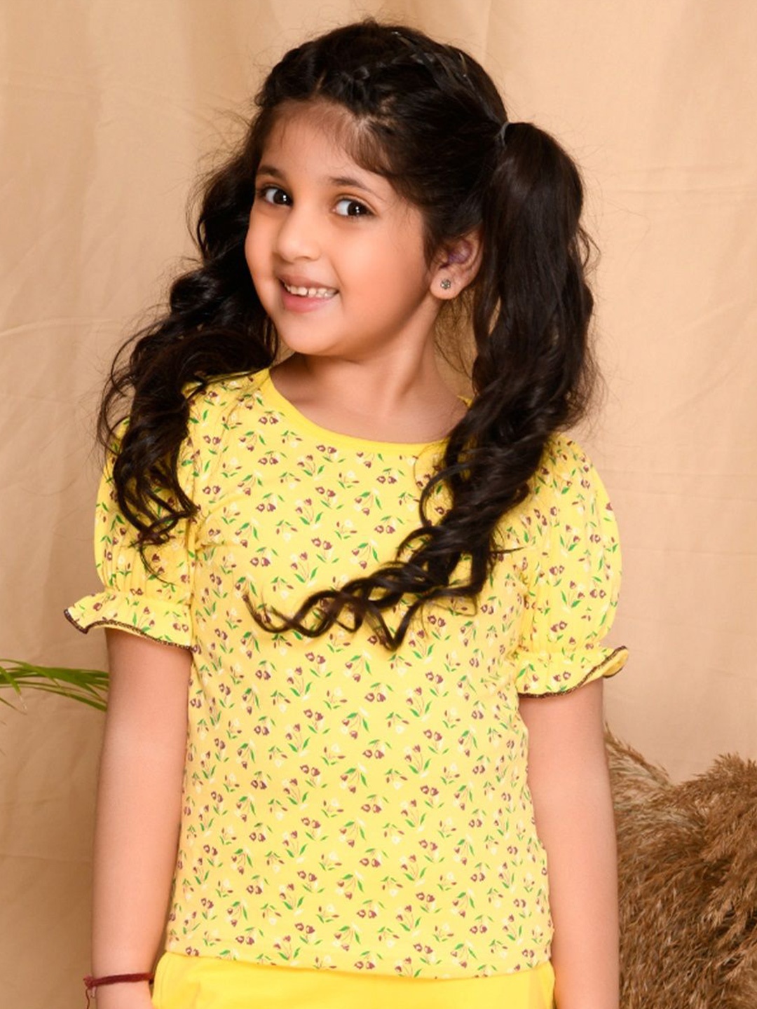 

Kids Cave Girls Printed V-Neck Extended Sleeves Pockets Slim Fit T-shirt, Yellow