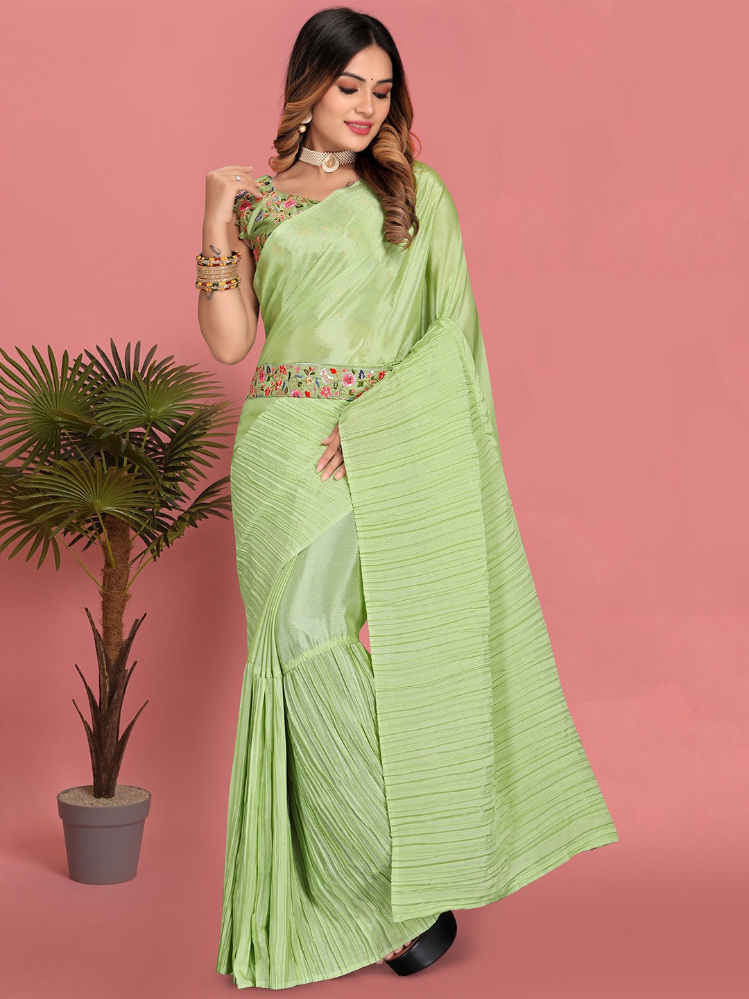 

ZIBLON Pure Silk Belted Saree, Green