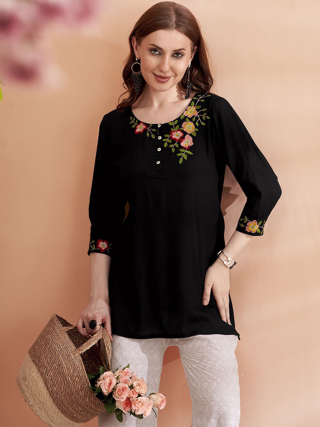 

Anouk Women Floral Embroidered Above Knee Kurta, Black