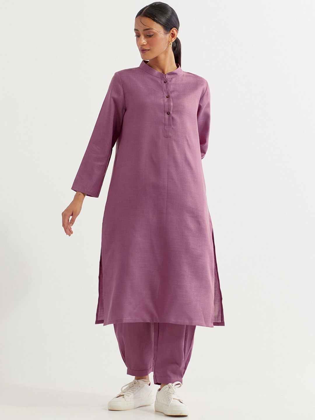 

THE INDIAN CAUSE Set of 2 Round Neck Kurta With Trouser Pant Co-Ords, Purple