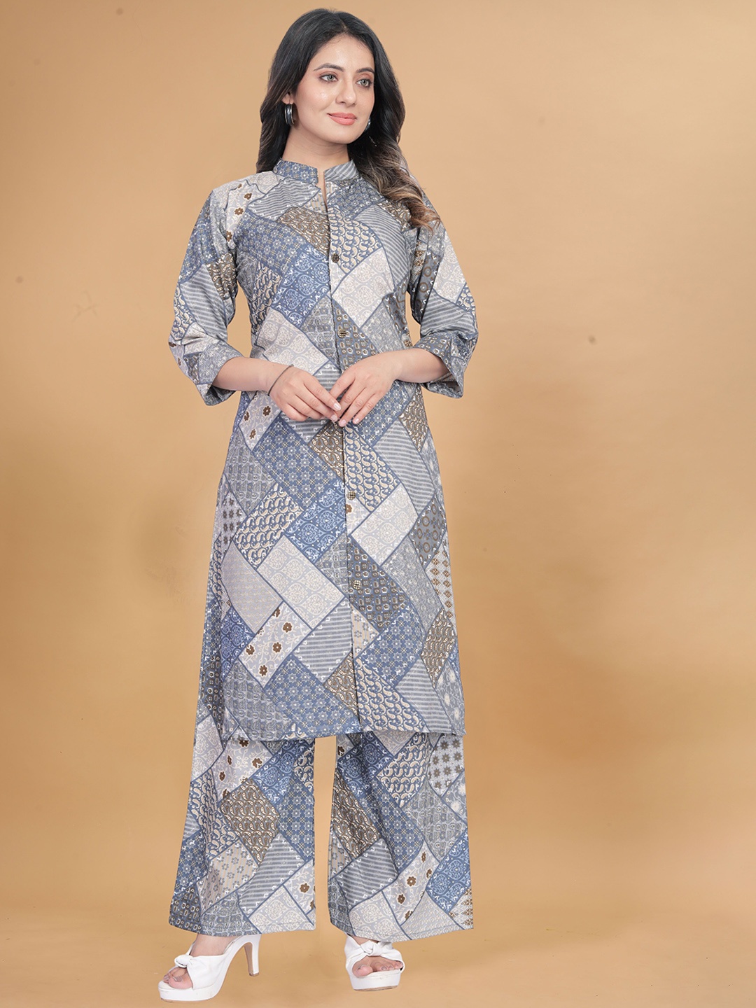 

Ekta Textiles Printed Pure Cotton Top With Trousers Co-Ords, Grey