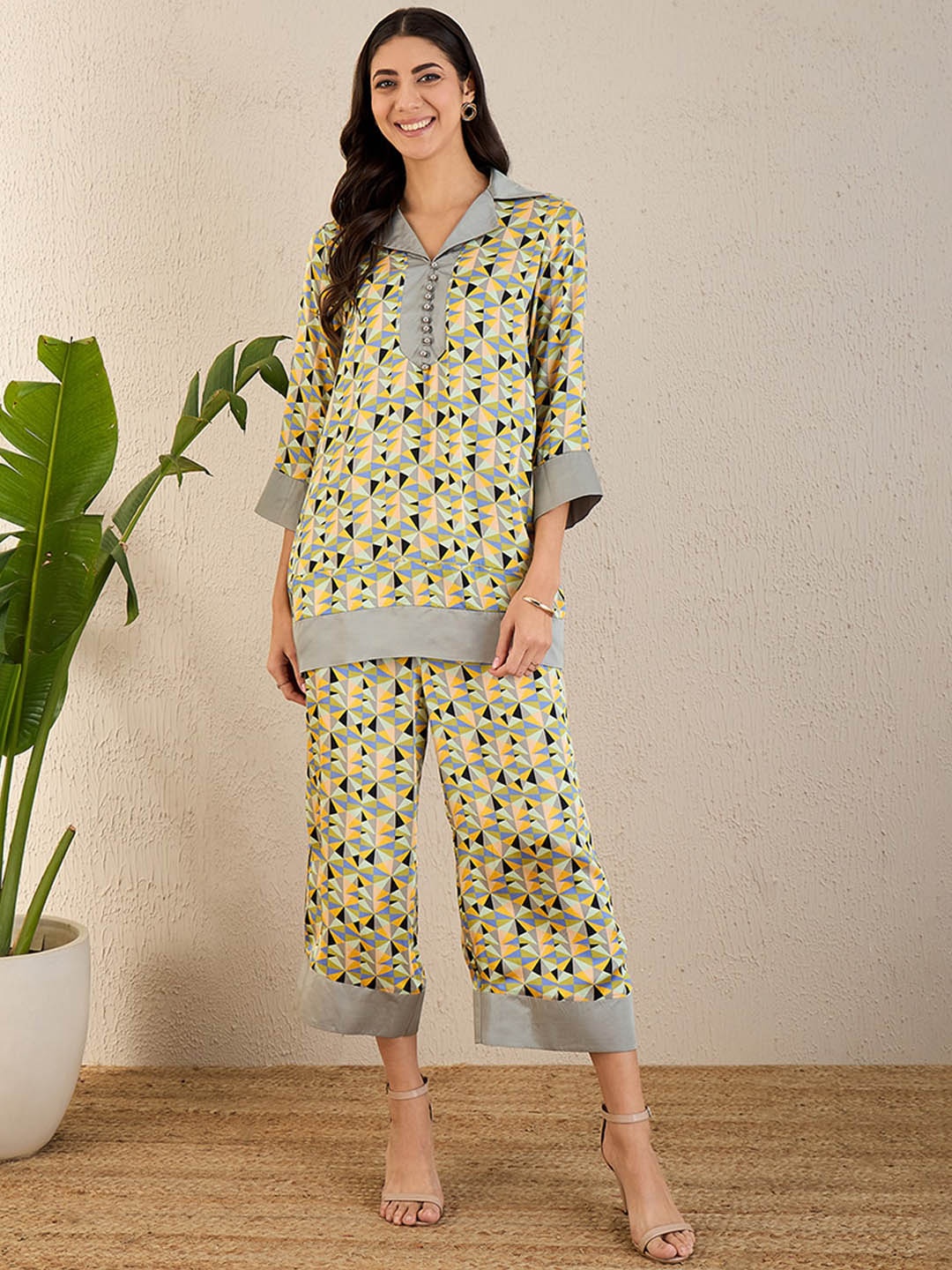 First Resort by Ramola Bachchan Printed Tunic With Trousers Co-Ords, Grey