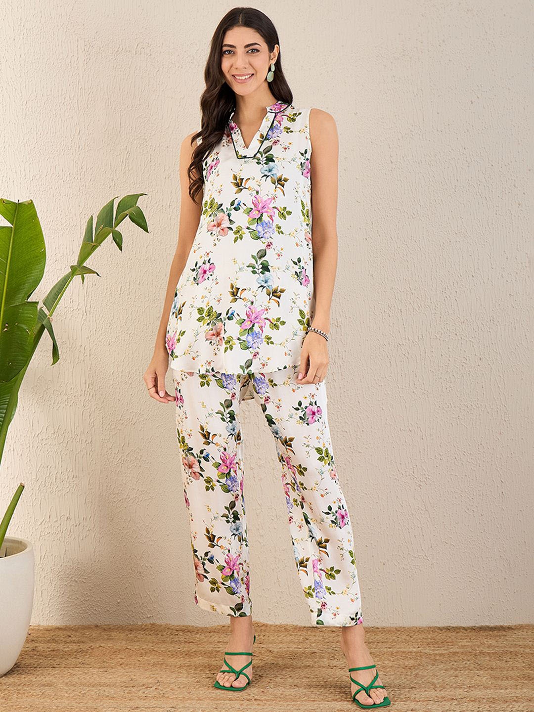 

First Resort by Ramola Bachchan Printed Top With Trousers Co-Ords, White