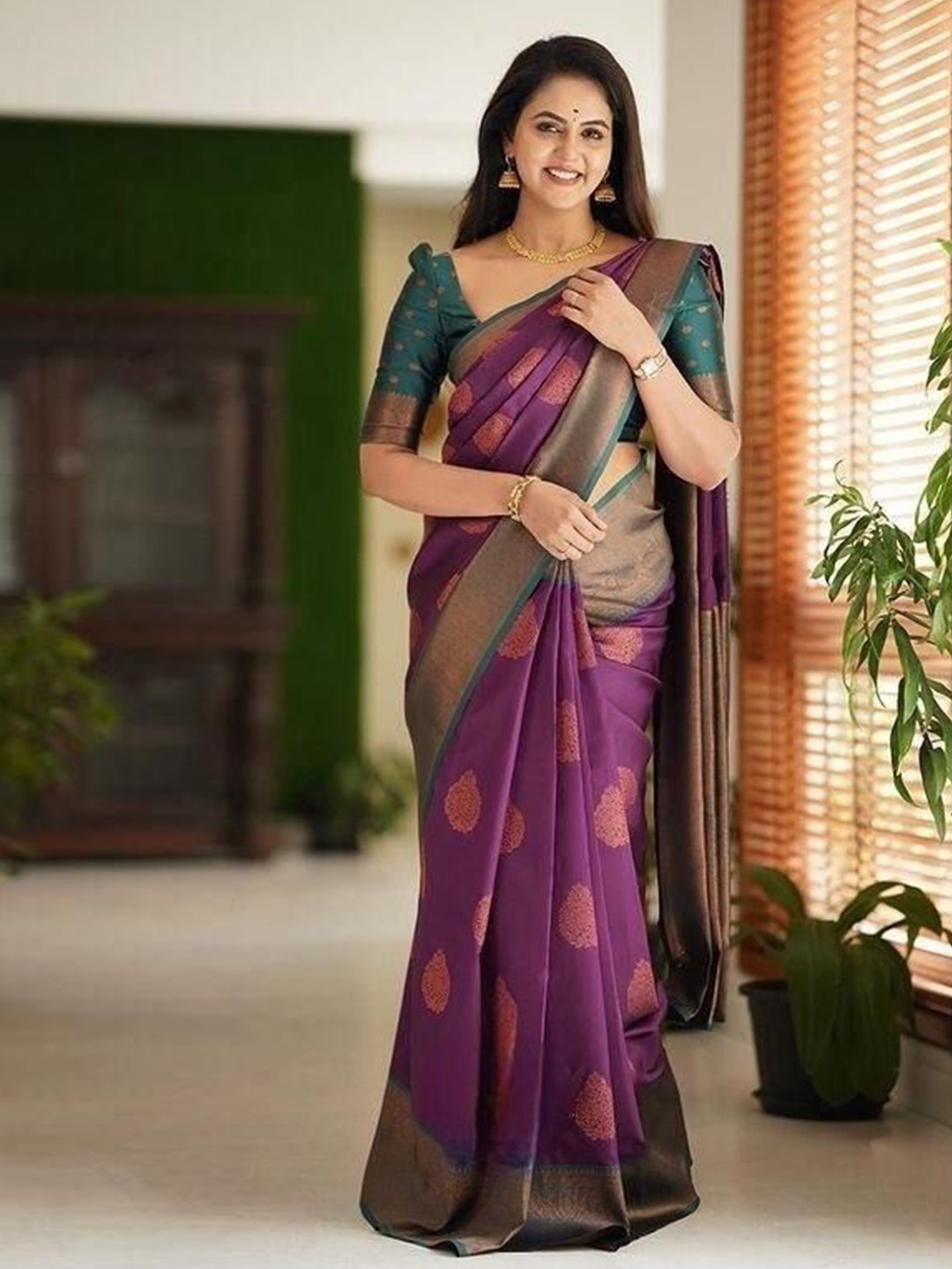 

S.K.C Woven Design Zari Banarasi Saree, Burgundy