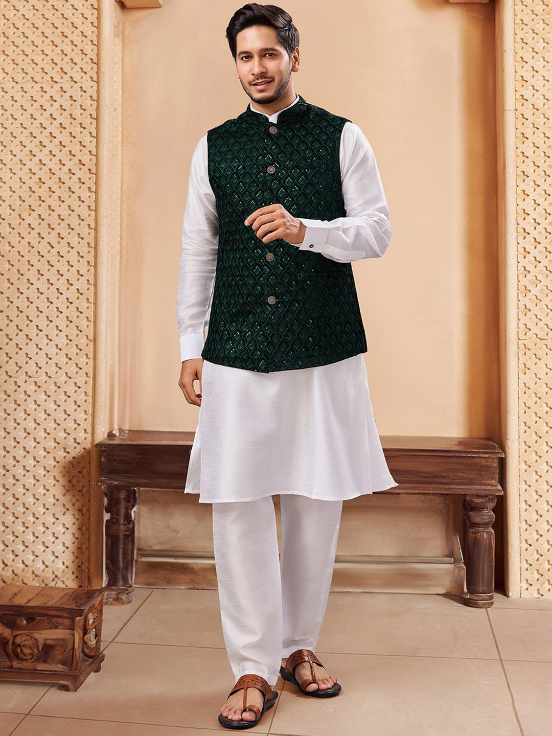 

House of Pataudi Men Ethnic Motif Printed Nehru Jackets, Green