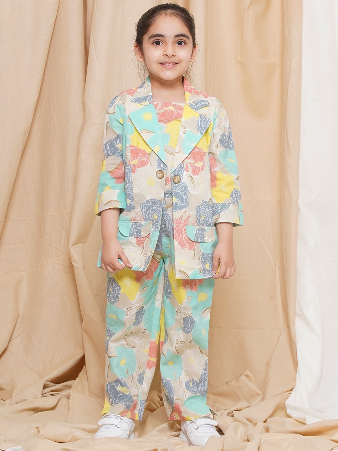 Aj DEZInES Girls Printed Cotton Sleeveless Crop Top With Jacket & Trousers Clothing Set, Cream