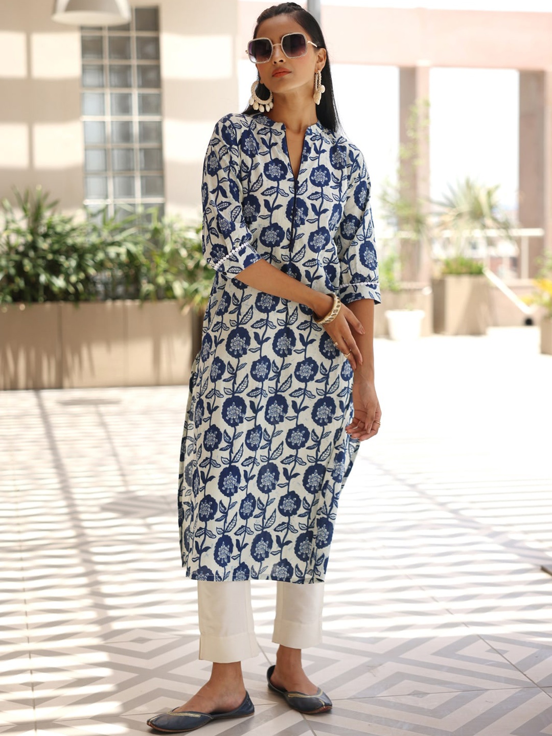 Libas Women Floral Printed Pure Cotton Straight Kurta, Blue