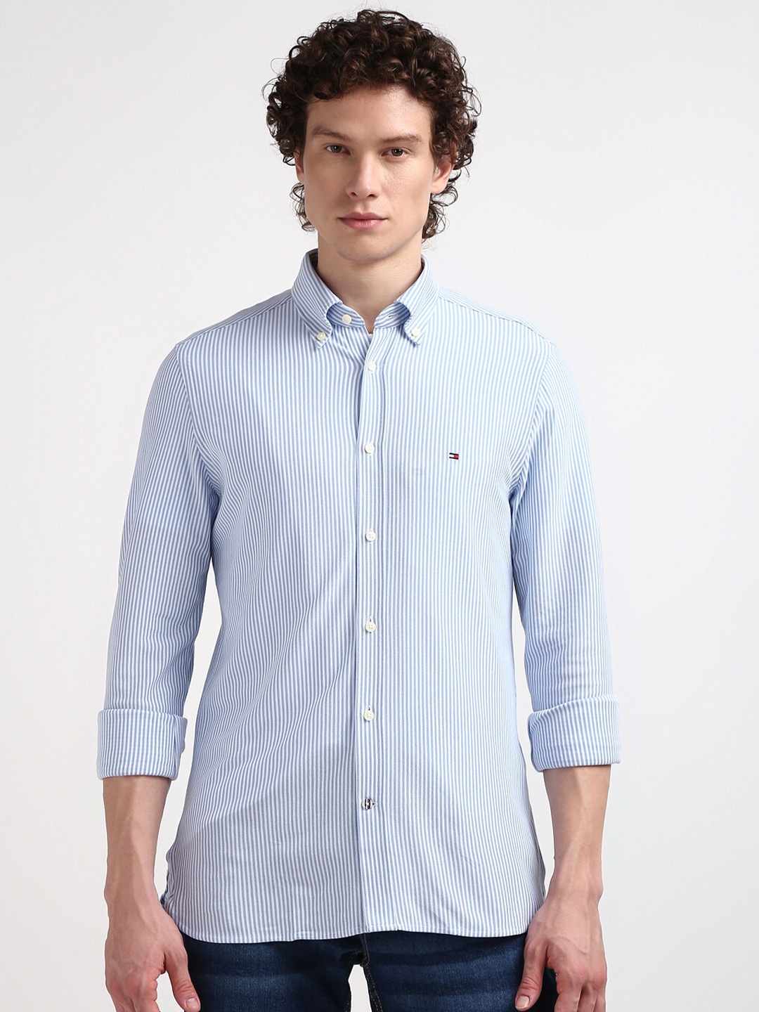 

Tommy Hilfiger Men Opaque Striped Casual Shirt, Blue