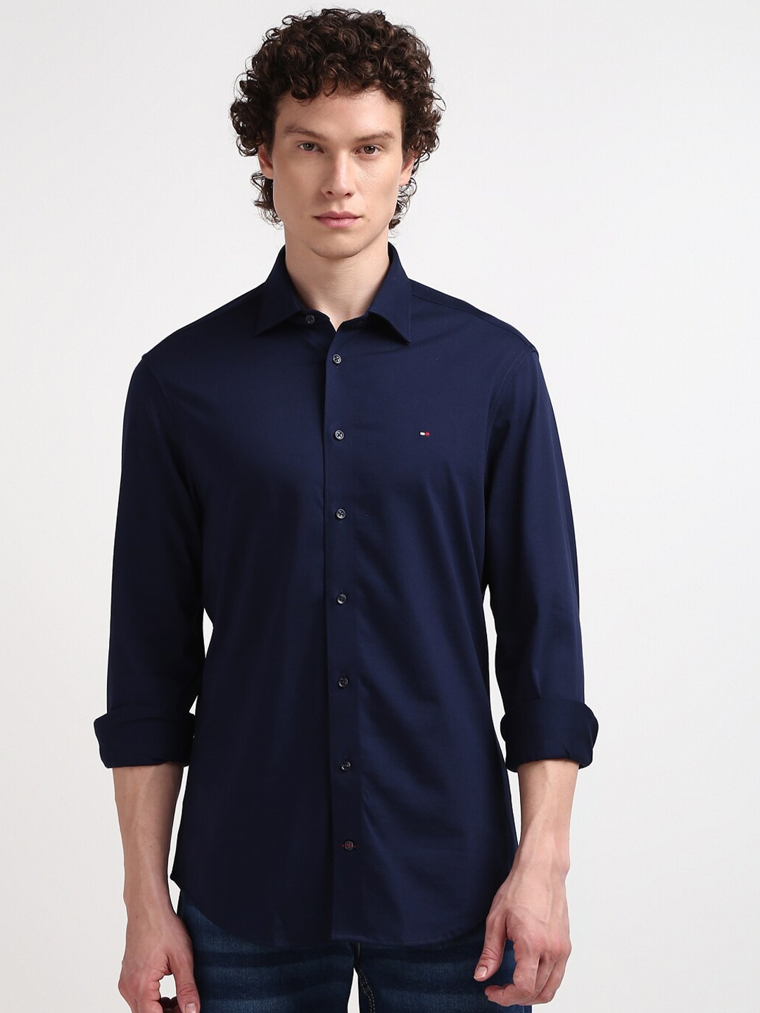 

Tommy Hilfiger Men Opaque Solid Casual Shirt, Navy blue