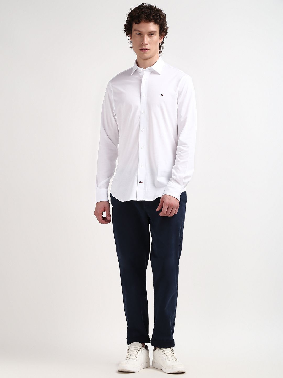 

Tommy Hilfiger Men Solid Spread Collar Casual Shirt, White