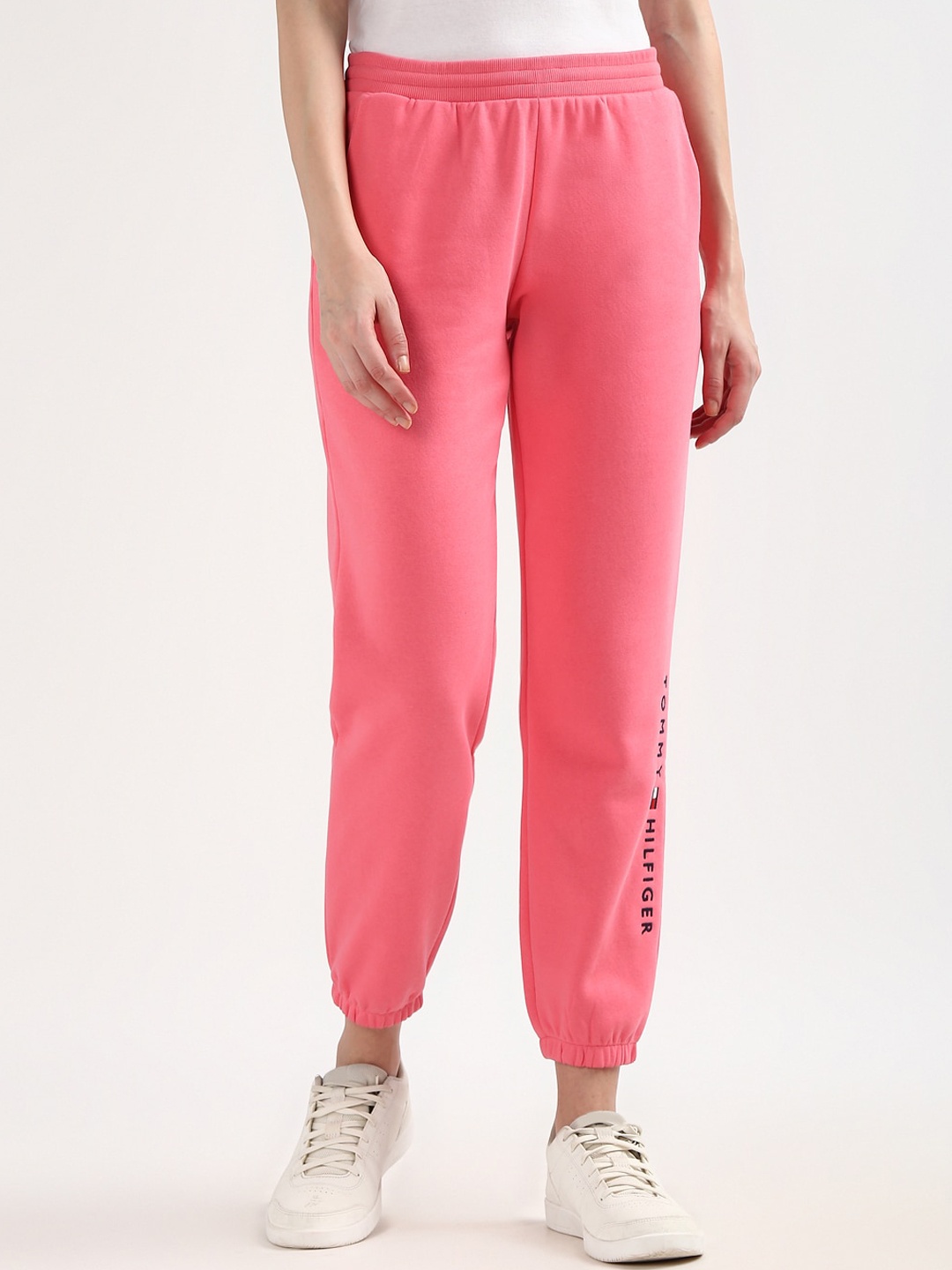 

Tommy Hilfiger Women Solid Regular Fit Mid-Rise Joggers, Pink