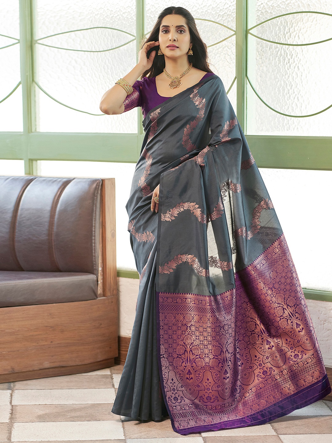 

Satrani Ethnic Motifs Zari Banarasi Saree, Grey