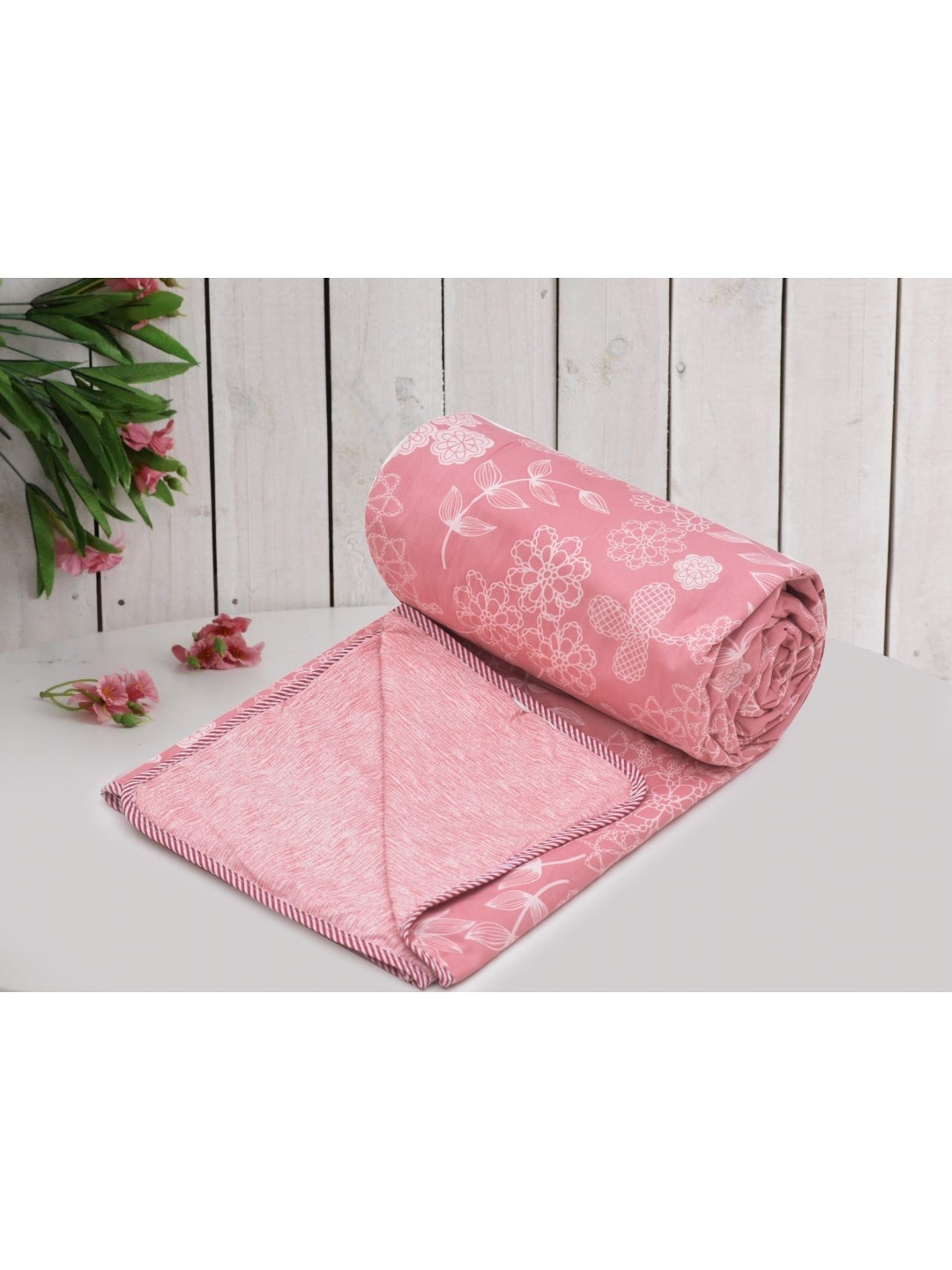 

RRC Pink & White Floral Printed Microfiber AC Room 120 GSM Reversible Double Bed Dohar