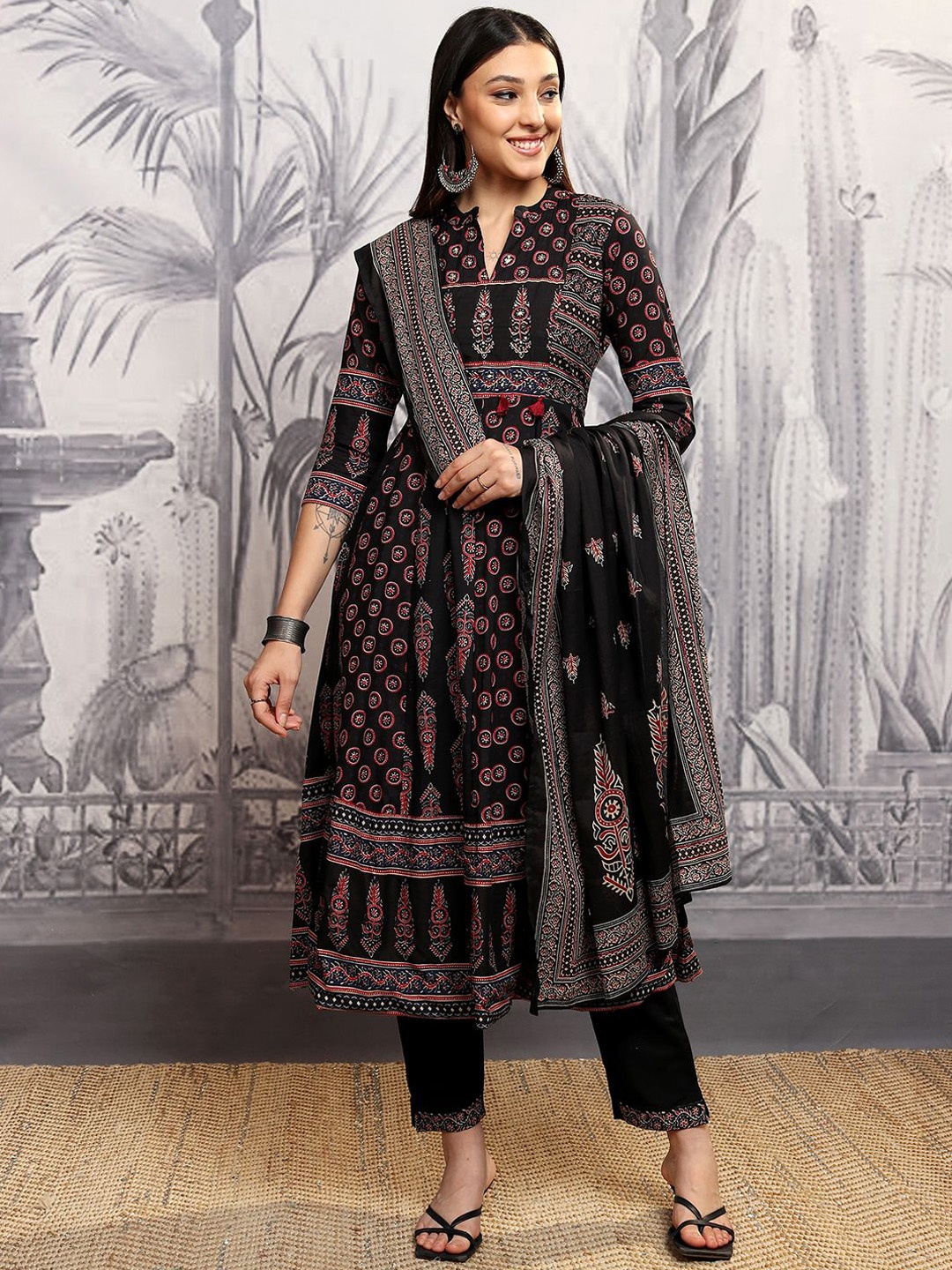 

Vishudh Women Ethnic Motifs Printed Regular Pure Cotton Kurta with Trousers & Dupatta, Black