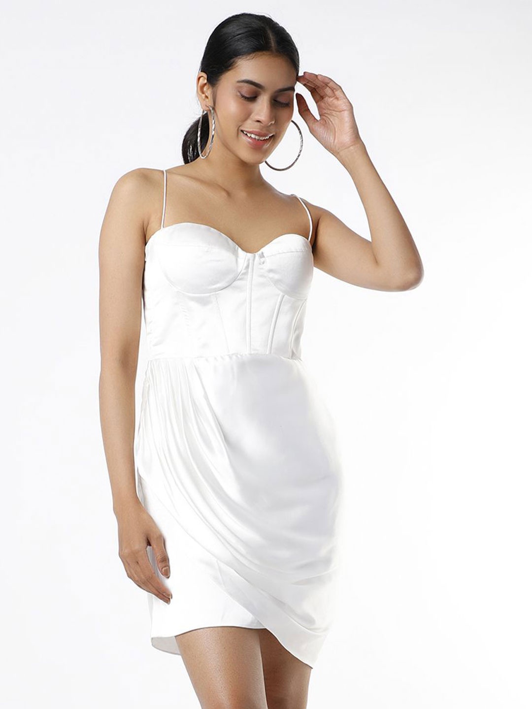 

EMBLAZE Shoulder Straps Gathered or Pleated Bodycon Mini Dress, White